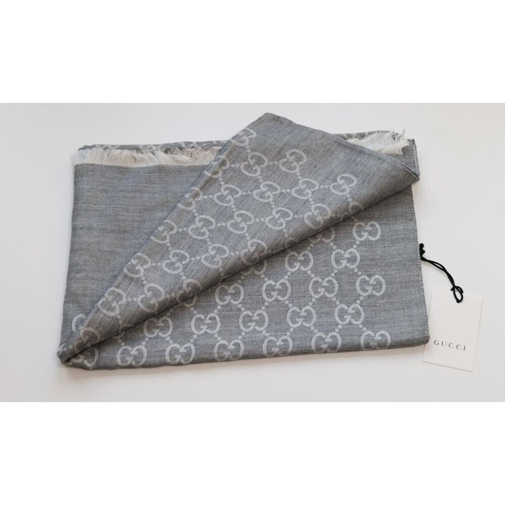 Gucci Gray Wool Square Jacquard GG Scarf
